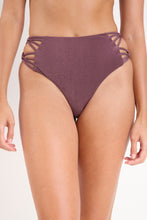 Laad de afbeelding in de Gallery-viewer, Bottom Malibu-Ebano Highwaist-Spin-Iris
