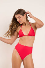 Laad de afbeelding in de Gallery-viewer, Bottom Rouge Hotpants
