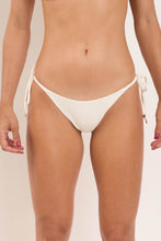 Laad de afbeelding in de Gallery-viewer, Bottom Sand-Chantilly Lacinho
