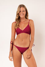 Laad de afbeelding in de Gallery-viewer, Bottom Touch-Carmim Ibiza-Comfy
