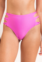 Laad de afbeelding in de Gallery-viewer, Bottom Vita-Pink High-Waist-Spin
