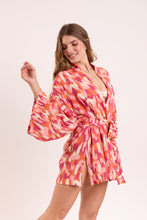 Laad de afbeelding in de Gallery-viewer, Mirage Kimono
