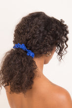 Laad de afbeelding in de Gallery-viewer, Oceano Scrunchie
