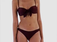 Laad en speel video af in Gallery-viewer, Video: Rio De Sol Bottom Bottom Barolo Essential
