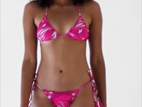 Laad en speel video af in Gallery-viewer, Video: Rio De Sol Bottom Bottom Pink-Palms Frufru
