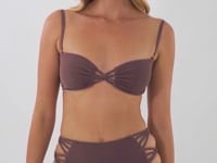 Laad en speel video af in Gallery-viewer, Video: Rio De Sol Top Top Malibu-Ebano Bandeau-Iris

