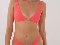 Laad en speel video af in Gallery-viewer, Video: Rio De Sol Set Set Malibu-Folia Agnes Cali
