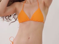 Laad en speel video af in Gallery-viewer, Video: Rio De Sol Top Top Bio-Laranjada Tri-Inv
