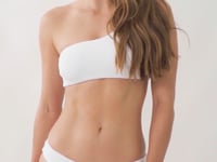 Laad en speel video af in Gallery-viewer, Video: Rio De Sol Bottom Bottom Sand-White Essential-Comfy
