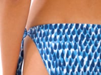 Laad en speel video af in Gallery-viewer, Bottom Chuva Gisele
