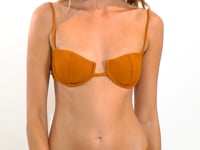 Laad en speel video af in Gallery-viewer, Video: Rio De Sol Bottom Bottom Ferrugo Leblon
