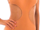 Laad en speel video af in Gallery-viewer, Video: Rio De Sol One-Piece Rose Body Decote
