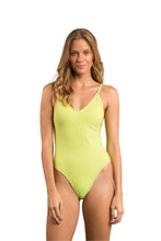 Laad de afbeelding in de Gallery-viewer, Model Front: Rio De Sol One-Piece Bora-Citrus Hype
