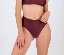 Laad de afbeelding in de Gallery-viewer, Gallery: Rio De Sol Bottom Bottom Barolo Hotpants
