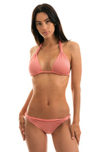 Laad de afbeelding in de Gallery-viewer, Model Front: Rio De Sol Bottom Bottom Bella Mel
