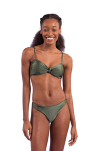 Model Front: Rio De Sol Bottom Bottom Croco Essential