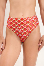 Laad de afbeelding in de Gallery-viewer, Gallery: Rio De Sol Bottom Bottom Floral-Scales Hotpants
