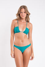 Laad de afbeelding in de Gallery-viewer, Model Front: Rio De Sol Bottom Bottom Grove Mia
