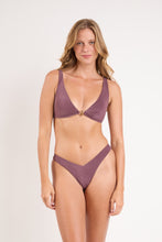 Laad de afbeelding in de Gallery-viewer, Model Front: Rio De Sol Bottom Bottom Malibu-Ebano Cali
