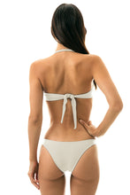Laad de afbeelding in de Gallery-viewer, Model Back: Rio De Sol Bottom Bottom Perola Bandeau
