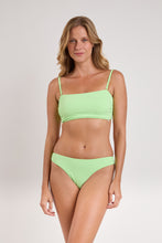 Laad de afbeelding in de Gallery-viewer, Model Front: Rio De Sol Bottom Bottom Sand-Menta Nice-Fio

