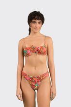Laad de afbeelding in de Gallery-viewer, Model Front: Rio De Sol Bottom Bottom Tropics Ciao
