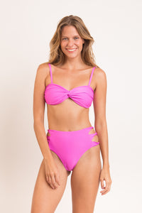 Model Front: Rio De Sol Bottom Bottom Vita-Pink High-Waist-Spin