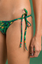 Laad de afbeelding in de Gallery-viewer, Image 08: Rio De Sol Bottom Bottom Wilds Cheeky-Tie

