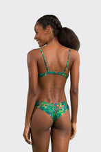 Laad de afbeelding in de Gallery-viewer, Model Back: Rio De Sol Bottom Bottom Wilds Nice
