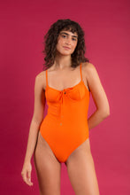 Laad de afbeelding in de Gallery-viewer, Image 09: Rio De Sol One-Piece Dots-Orange Julia
