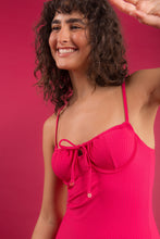 Laad de afbeelding in de Gallery-viewer, Image 10: Rio De Sol One-Piece Dots-Virtual-Pink Julia

