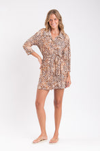 Laad de afbeelding in de Gallery-viewer, Image 06: Rio De Sol Beach Dresses Leopard Chemise
