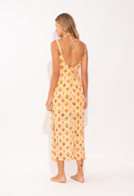 Laad de afbeelding in de Gallery-viewer, Model Back: Rio De Sol Beach Dresses Mosaico Saida Yara
