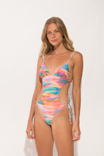 Laad de afbeelding in de Gallery-viewer, Image 04: Rio De Sol One-Piece River Trikini
