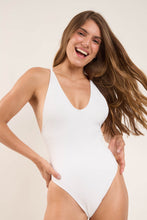 Laad de afbeelding in de Gallery-viewer, Image 08: Rio De Sol One-Piece Sand-White Sunny
