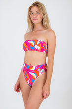 Laad de afbeelding in de Gallery-viewer, Image 04: Rio De Sol Set Set Antelope Bandeau-Reto Hotpant-Cos
