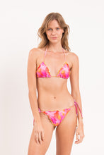 Laad de afbeelding in de Gallery-viewer, Model Front: Rio De Sol Set Set Joyful Frufru
