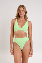Laad de afbeelding in de Gallery-viewer, Model Front: Rio De Sol Set Set Sand-Menta Chantal Kora
