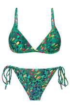 Laad de afbeelding in de Gallery-viewer, Product Front: Rio De Sol Set Set Wilds Tri-Fixo Cheeky-Tie
