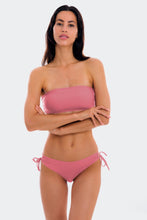 Laad de afbeelding in de Gallery-viewer, Model Front: Rio De Sol Top Top Confetti Bandeau-Reto
