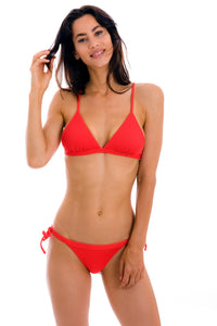 Model Front: Rio De Sol Top Top Cotele-Tomate Tri-Fixo