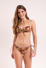 Laad de afbeelding in de Gallery-viewer, Model Front: Rio De Sol Top Top Fiore Corine
