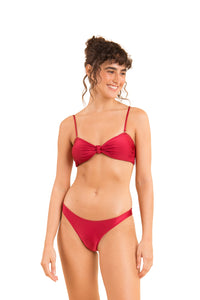 Model Front: Rio De Sol Top Top Shimmer-Divino Bandeau-Joy