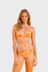 Model Front: Rio De Sol Top Top Trail-Orange Tri-Fixo