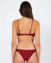 Laad de afbeelding in de Gallery-viewer, Set Shimmer-Divino Bandeau-Knot Essential
