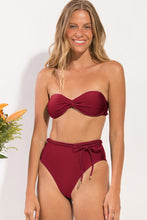 Laad de afbeelding in de Gallery-viewer, Set Shimmer-Divino Twist Belted-High-Waist
