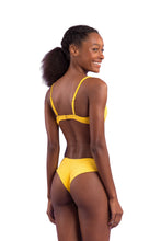 Laad de afbeelding in de Gallery-viewer, Top Malibu-gele balconet
