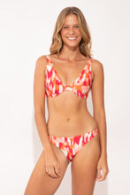 Laad de afbeelding in de Gallery-viewer, Top Mirage Chantal
