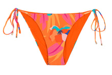 Laad de afbeelding in de Gallery-viewer, Broekje Orange-Bloom Ibiza-Comfy

