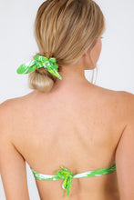 Laad de afbeelding in de Gallery-viewer, Green-Palms Scrunchie
